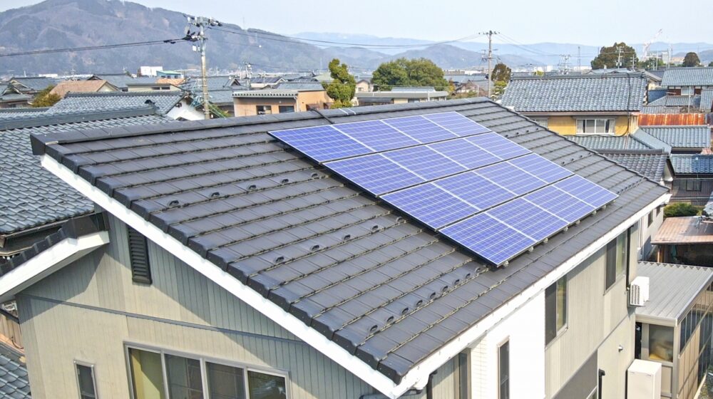 太陽光発電のメリット、デメリットを徹底解説！向いている家と後悔しない判断ポイントのアイキャッチ画像