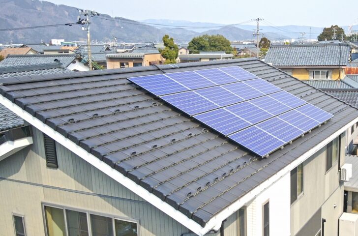 太陽光発電とは？仕組みやメリット、デメリット、導入の流れをわかりやすく解説